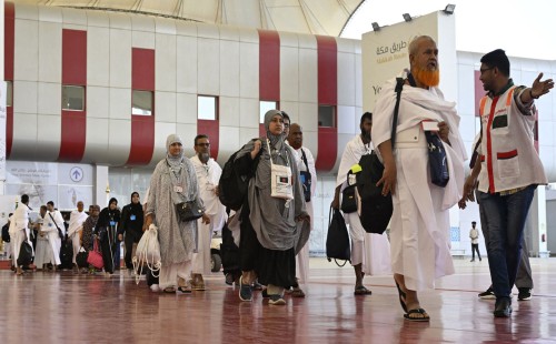 সৌদি পৌঁছেছেন ৩৭,১১৫ হজযাত্রী, ৫ জনের মৃত্যু 