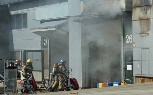 স্পেনে গুদামে আগুন, ছড়িয়ে পড়েছে বিষাক্ত গ্যাস 