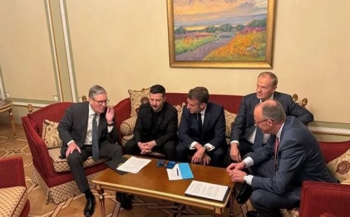 সোমবার থেকেই যুদ্ধবিরতি চায় ইউক্রেন 