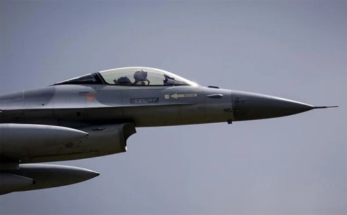 ইউক্রেনকে সীমা ছাড়া অস্ত্র সরবরাহ ‘অত্যন্ত বিপজ্জনক’ 