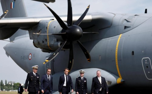 ইইউ’র ‘সম্পূর্ণ কূটনৈতিক সমাধান’ 