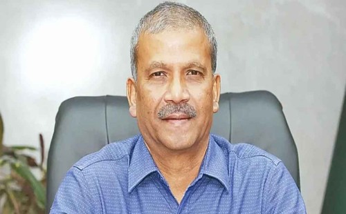 ডেইলি স্টার ও প্রথম আলোর দুটি নিউজ নিয়ে ক্ষোভ ঝাড়লেন আইন উপদেষ্টা 