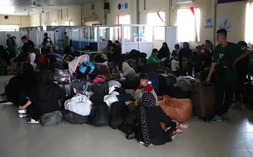 জুনে ইরান ছেড়েছে প্রায় আড়াই লাখ আফগান 