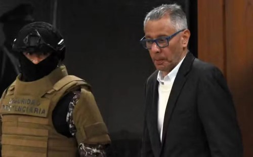 ইকুয়েডরে সাবেক নেতার ১৩ বছরের কারাদণ্ড 