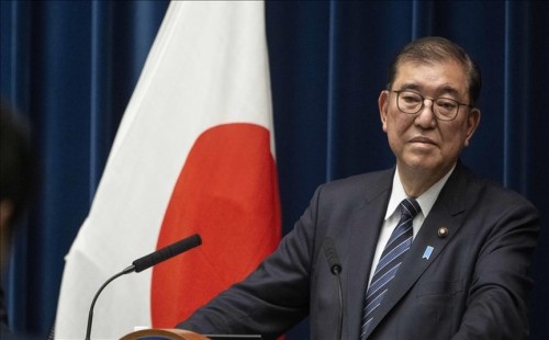 শুল্ক হুমকিতে ‘আপস নয়’ 