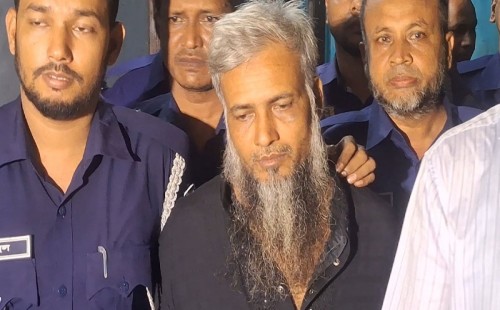 চাঁদপুরে খতিবকে কুপিয়ে জখম, আদালতে বিল্লালের স্বীকারোক্তি 