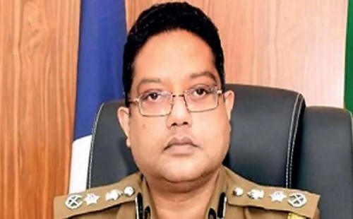 শ্রীলঙ্কায় শীর্ষ পুলিশ কর্মকর্তা বরখাস্ত 