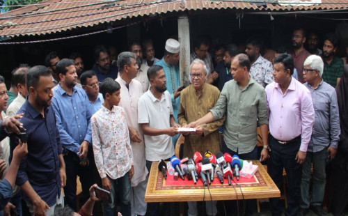 নিহত মাসুমা বেগমের ছেলে আবদুল্লাহ'র লেখাপড়ার দায়িত্ব নিলেন তারেক রহমান 