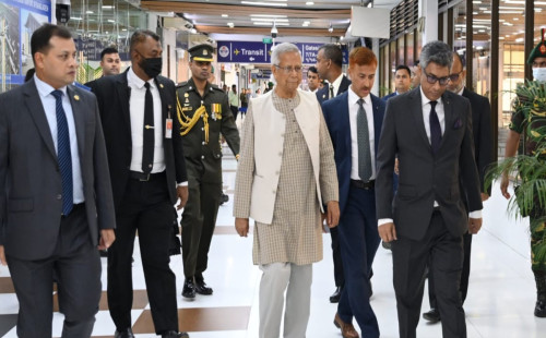 মালয়েশিয়া সফরে প্রধান উপদেষ্টা 