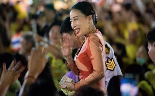 হাসপাতালে থাই রাজকন্যা 