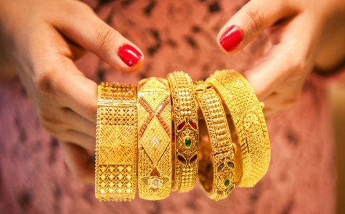 বিশ্ববাজারে কমতে পারে স্বর্ণের দাম 