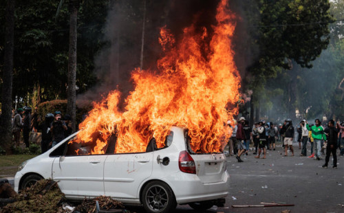 ইন্দোনেশিয়ায় নিরাপত্তা ব্যবস্থা জোরদার 