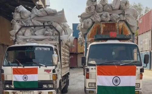 আফগানিস্তানে ক্ষতিগ্রস্তদের জন্য ভারতের তাঁবু 