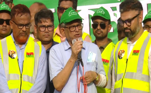 আক্রমণ প্রতিহতের নির্দেশ, তবে গোলযোগ না করার আহ্বান ফখরুলের 