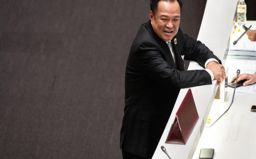 ভোট চলছে থাই সংসদে 