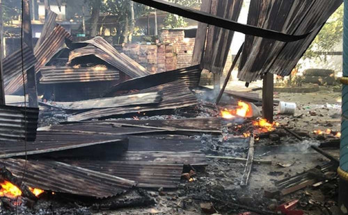 নুরাল পাগলের দরবারে পুলিশের ওপর হামলা, মামলায় আসামি ৩৫০০ জন 