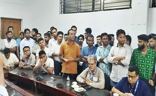 ডাকসুতে ভোট পড়েছে ৭৮ শতাংশ, কোন হলের শিক্ষার্থীদের অংশগ্রহণ কেমন ছিল 