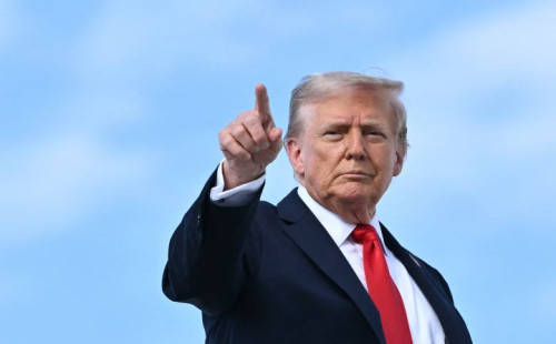 ন্যাটোকে রুশ তেল কেনা বন্ধ করতে হবে 