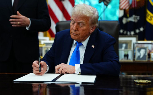 অ্যান্টিফাকে ‘সন্ত্রাসী সংগঠন’ ঘোষণা 