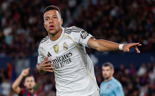 লেভান্তের বিপক্ষে দাপুটে জয় পেল রিয়াল মাদ্রিদ 