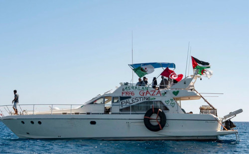 আরও ৩টি নৌযান আটক 