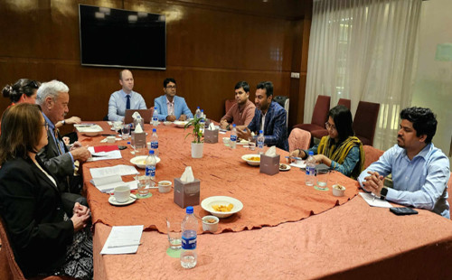 যুক্তরাষ্ট্রের আইআরআই প্রতিনিধিদলের সঙ্গে এনসিপির বৈঠক 