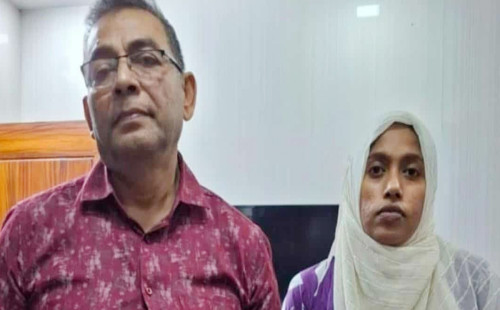 নারীসহ নিজ ফ্ল্যাট থেকে আটক আওয়ামী লীগের শীর্ষ নেতা 