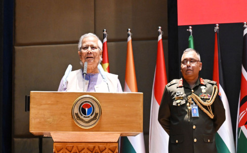 নির্বাচন উৎসবমুখর করতে সেনাবাহিনীর সহায়তা দরকার : প্রধান উপদেষ্টা 