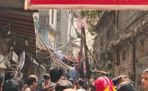 পুরান ঢাকায় ভূমিকম্পে নিহত ৩ 