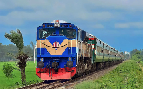 টিকিটবিহীন ২১১০ যাত্রীর কাছ থেকে সাড়ে ৪ লাখ টাকা আদায় 