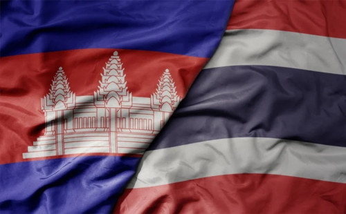 কম্বোডিয়ায় থাই বিমান হামলা 