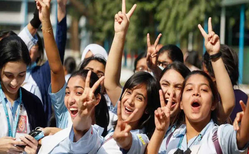 শিক্ষাপ্রতিষ্ঠানে লম্বা ছুটি 