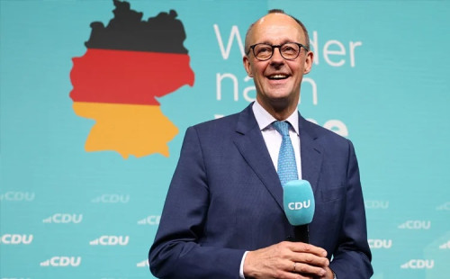 জেলেনস্কির প্রতি ‘পূর্ণ সমর্থন’ 