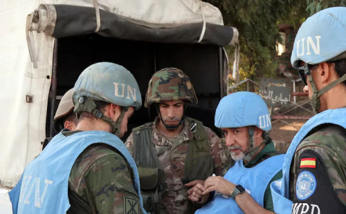 লেবাননে শান্তিরক্ষীদের ইসরায়েলি সেনাদের গুলি 