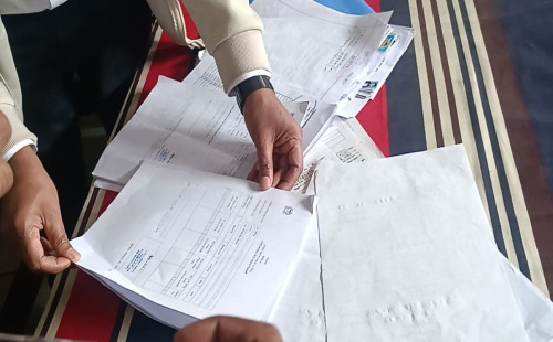 ভোট গণনার আগেই ফলাফল শিটে স্বাক্ষর, প্রিজাইডিং কর্মকর্তা প্রত্যাহার 