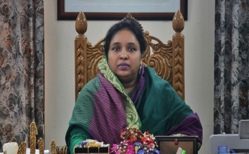 আইভীর ৫ মামলায় জামিন স্থগিত 