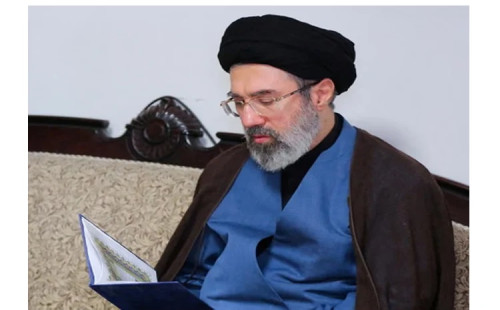 ইরানের নতুন সর্বোচ্চ নেতা মোজতবা খামেনি 