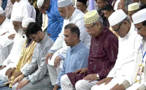 রাষ্ট্রপতি ও প্রধানমন্ত্রীর অংশগ্রহণে ঈদুল ফিতরের প্রধান জামাত অনুষ্ঠিত 