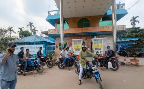 পটুয়াখালীর পাম্পগুলোতে নেই পেট্রোল-অকটেন, হতাশ হয়ে ফিরছেন চালকরা 