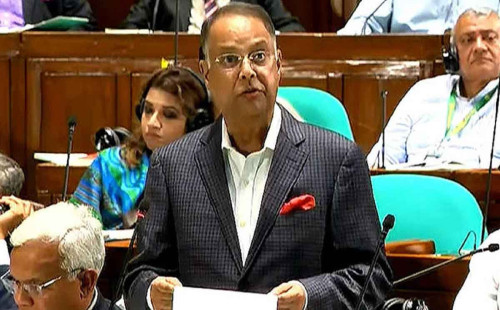 দেড়দিনে যে তেল বিক্রি হতো এখন হয় ২ ঘণ্টায় : জ্বালানিমন্ত্রী 